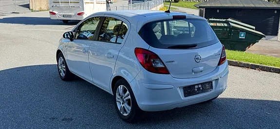 Opel Corsa 2011 photo 5