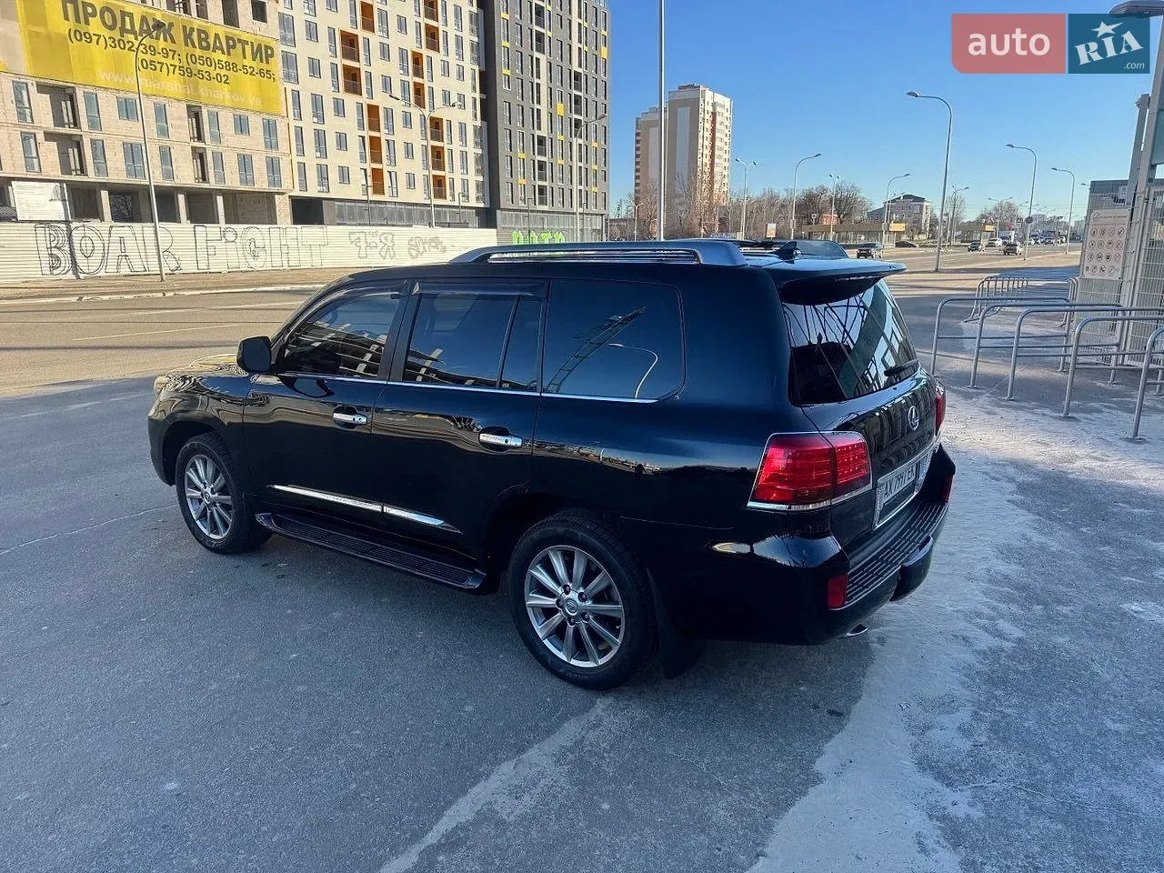 Lexus Lx 2011 photo 3