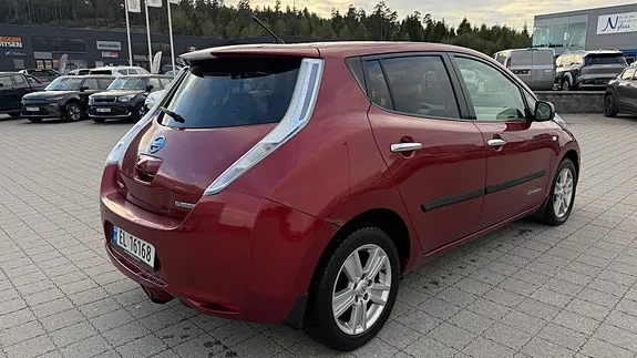 Nissan Leaf 2012 photo 5
