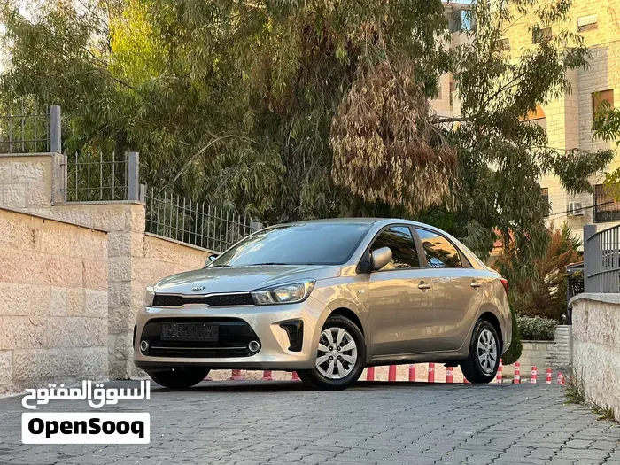 Kia Pegas