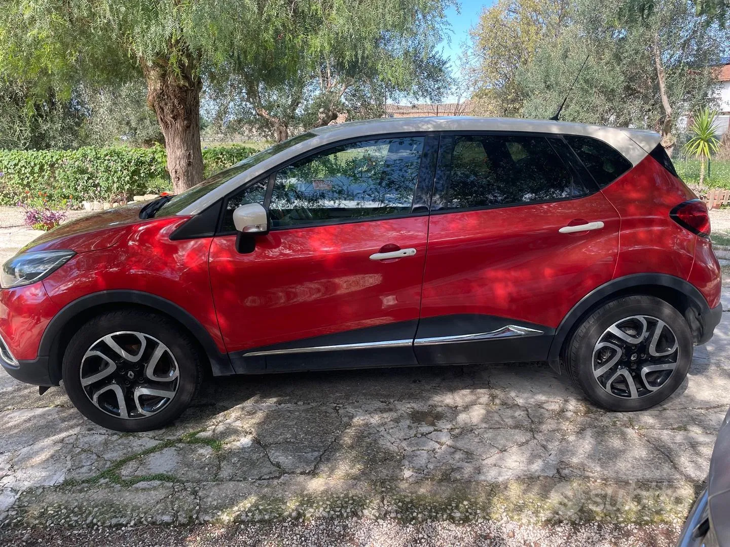 Renault Captur 2016 photo 2