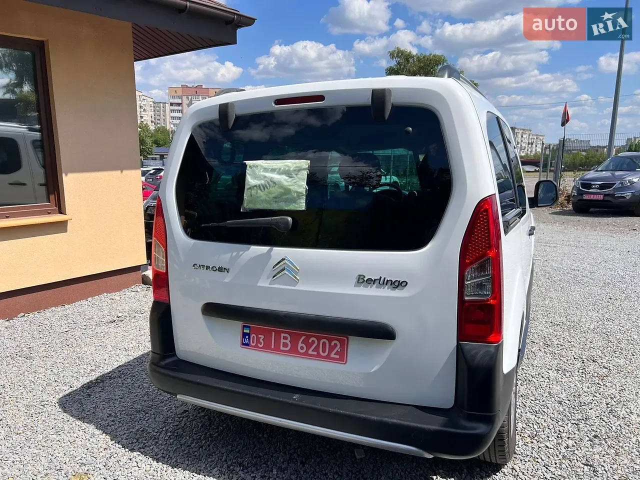 Citroen Berlingo 2011 photo 2