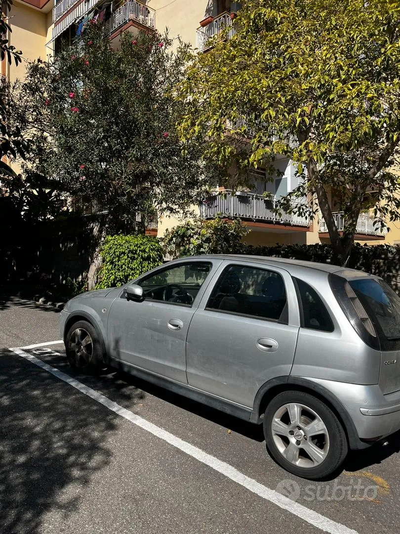 Opel Corsa 2005 photo 2