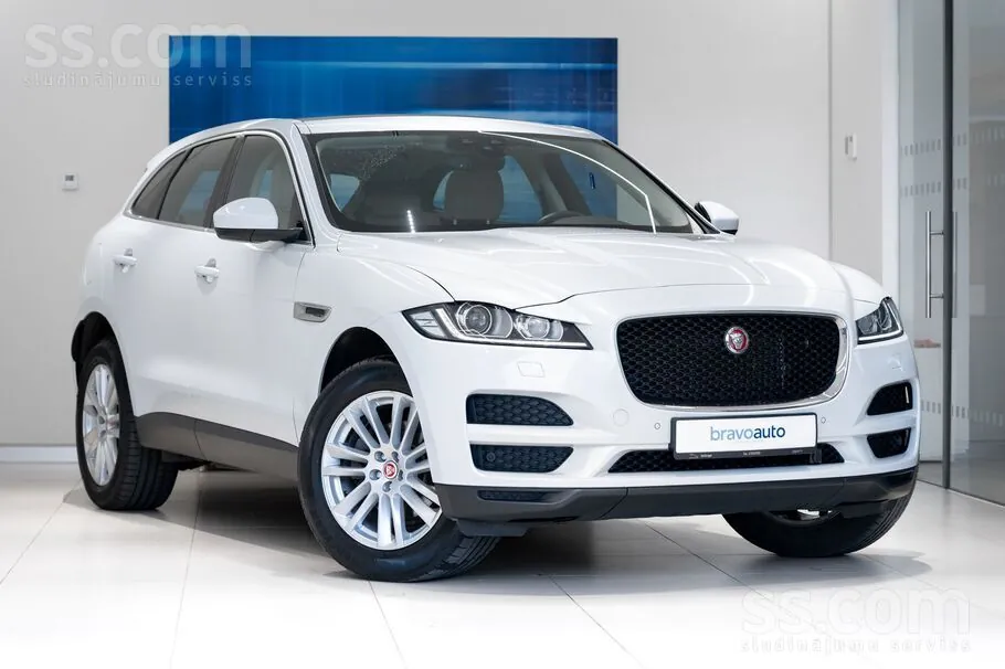 Jaguar F-Pace 2021 photo 2