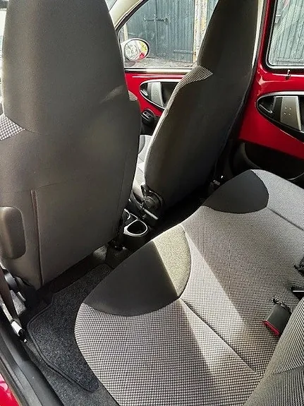 Toyota Aygo 2012 photo 5