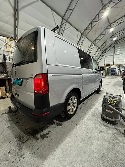 Volkswagen Transporter 2017 photo 5