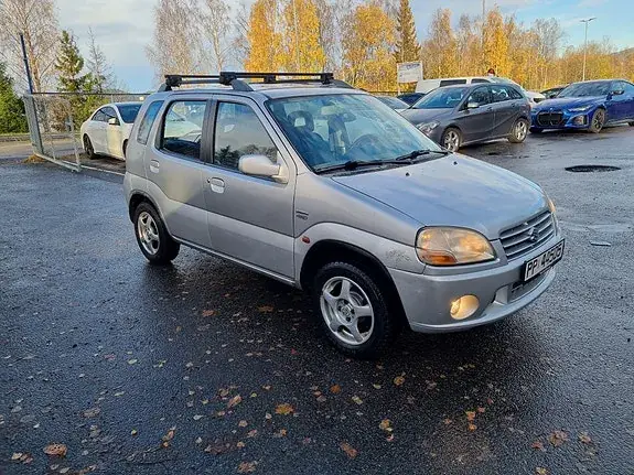 Suzuki Ignis 2002 photo 4