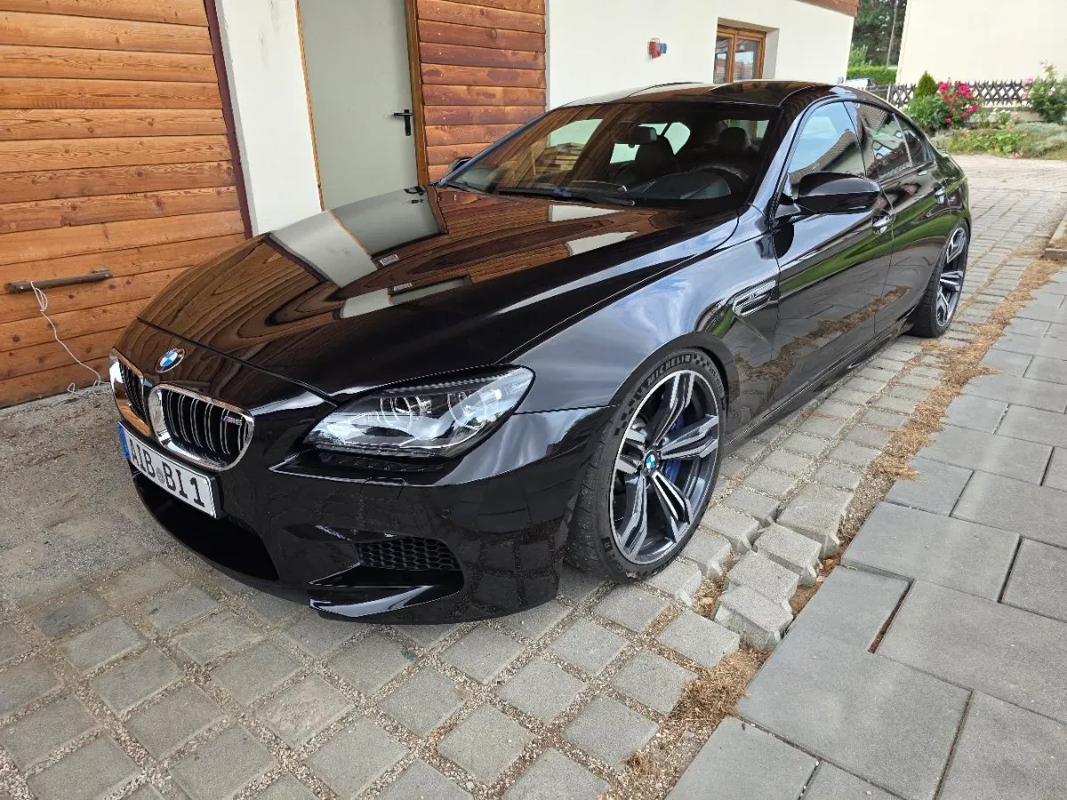 BMW M6 2013 photo 2