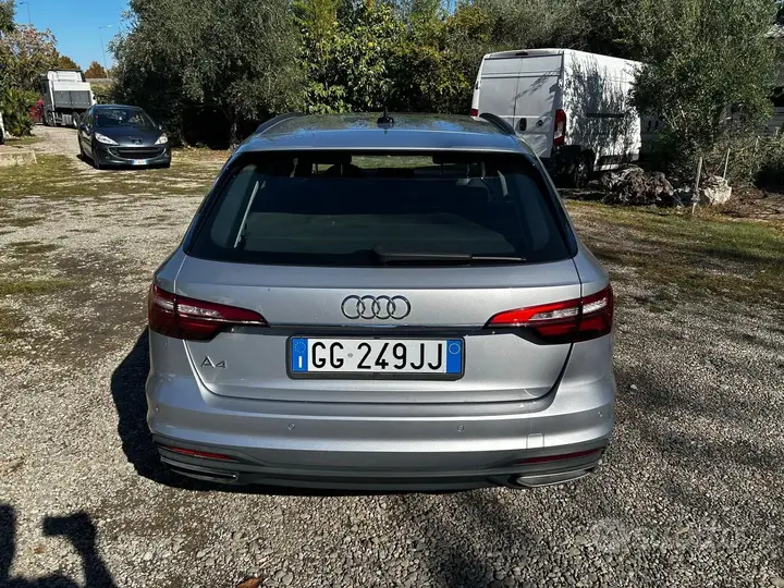 Audi A4 Avant 2021 photo 4