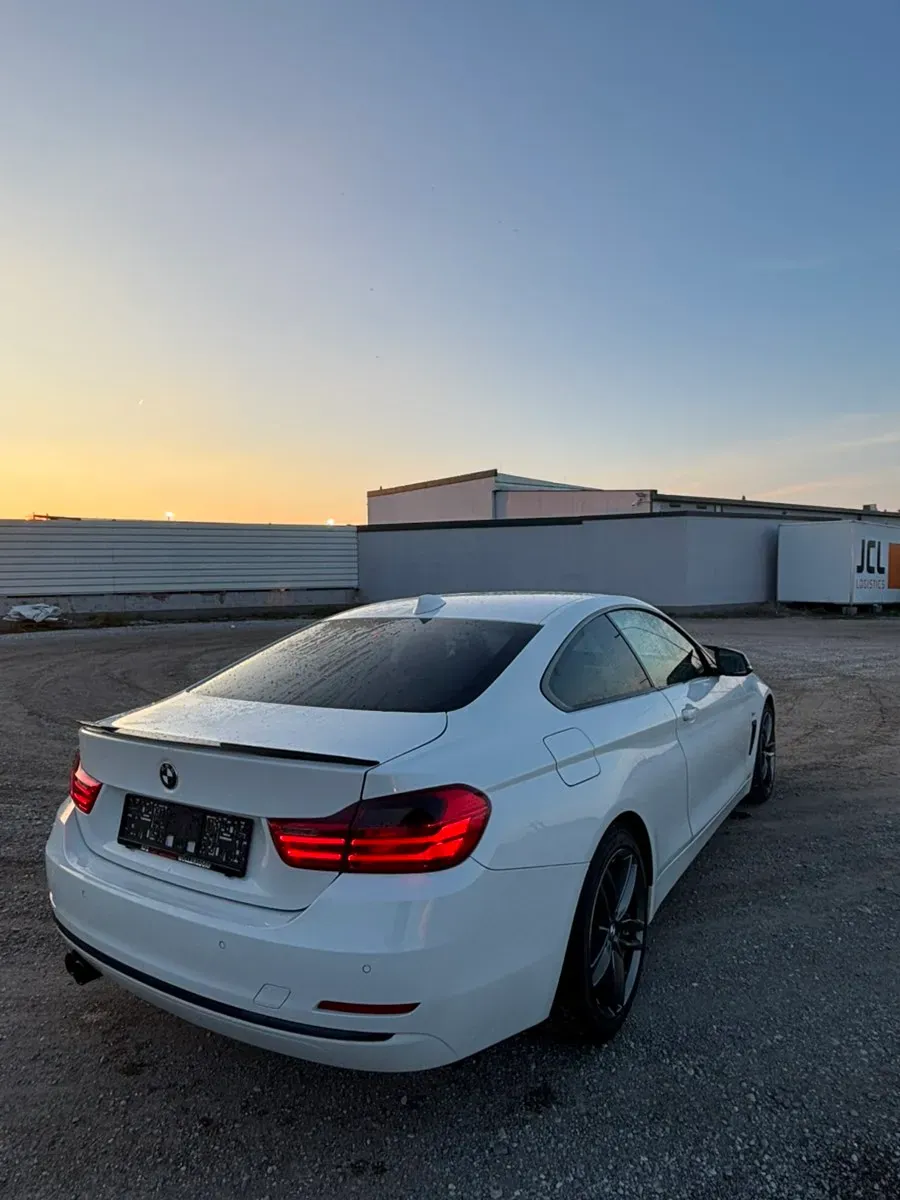 BMW 4 Series 2017 photo 2