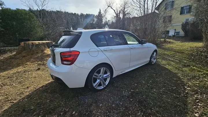 BMW 1 Series 2012 photo 3