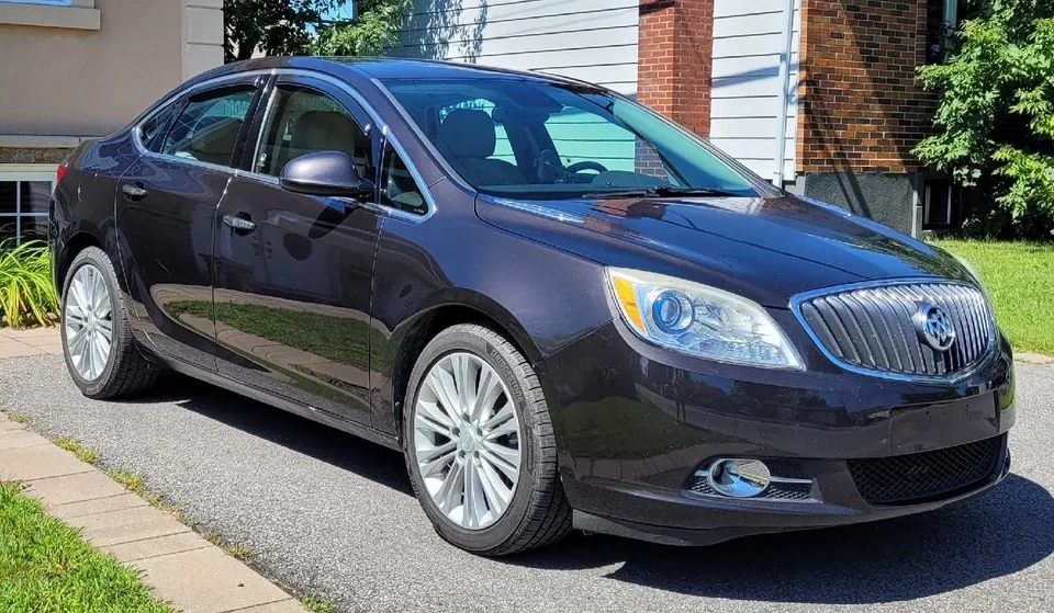 Buick Verano 2014 photo 2