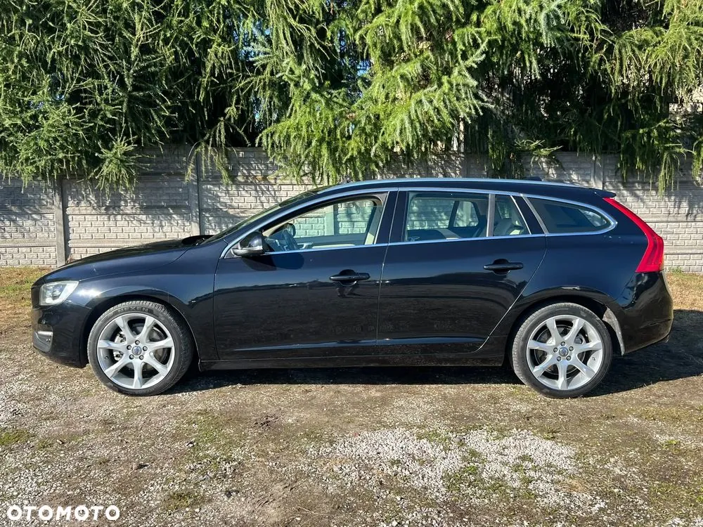 Volvo V60 2014 photo 4