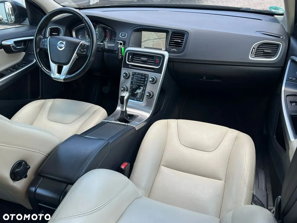 Volvo V60 2014 photo 5