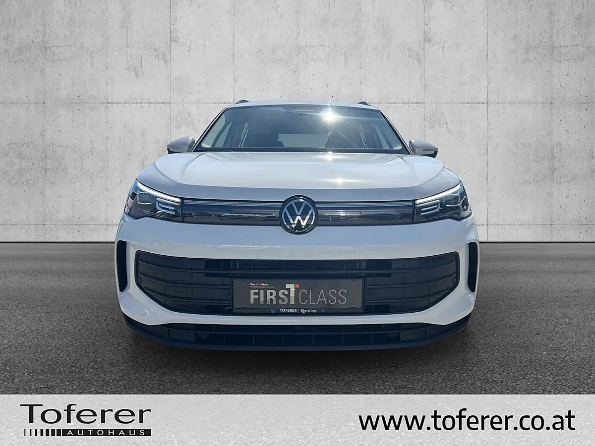 Volkswagen Tiguan 2026 photo 2