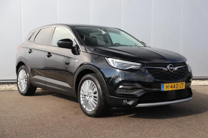 Opel Grandland X 2020 photo 3
