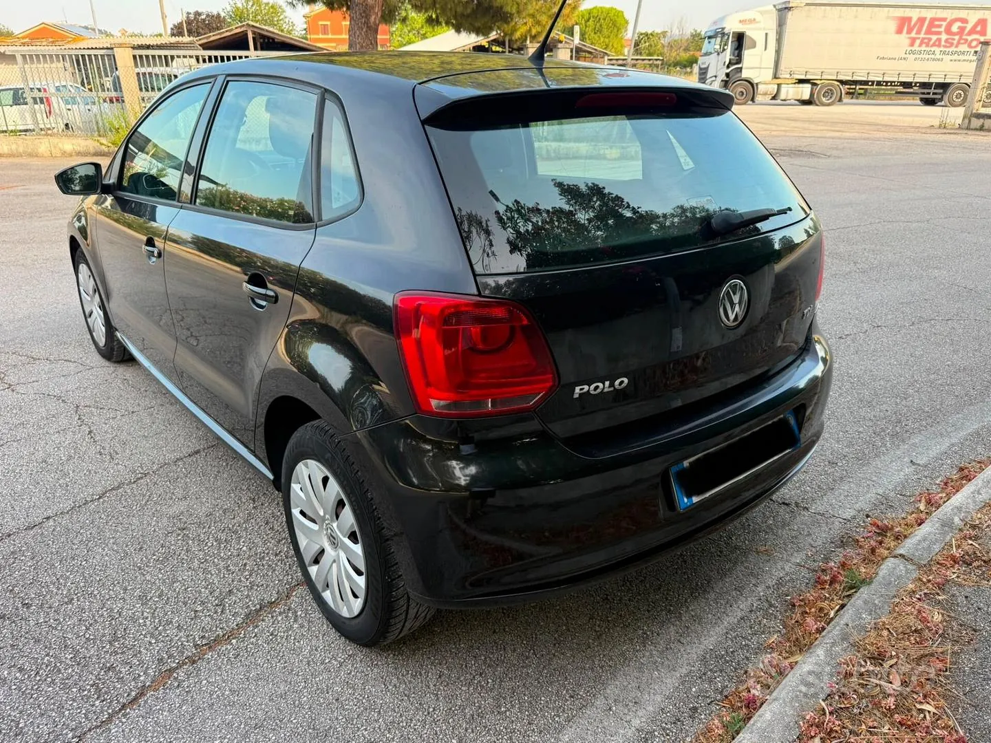 Volkswagen Polo 2012 photo 5