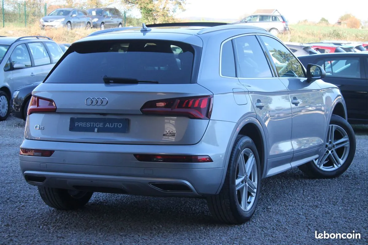 Audi Q5 2017 photo 2