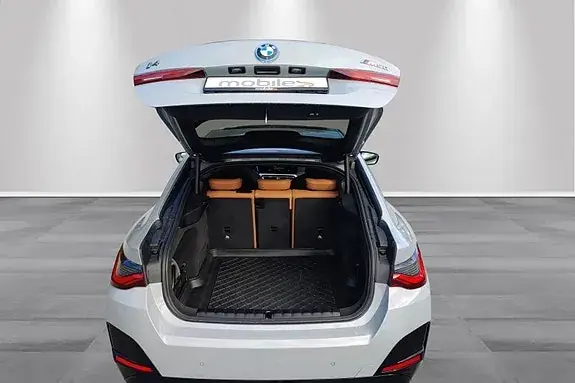 BMW I4 2022 photo 5