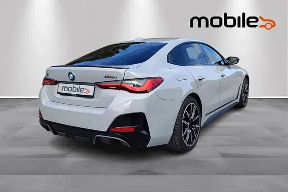 BMW I4 2022 photo 3