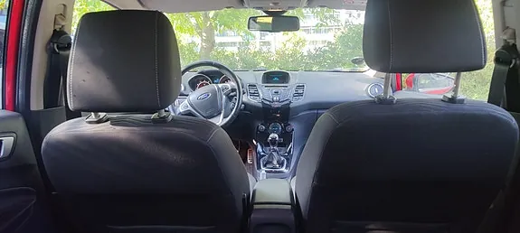 Ford Fiesta 2015 photo 3