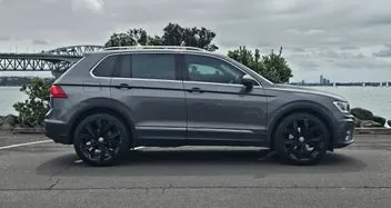 Volkswagen Tiguan 2018 photo 3