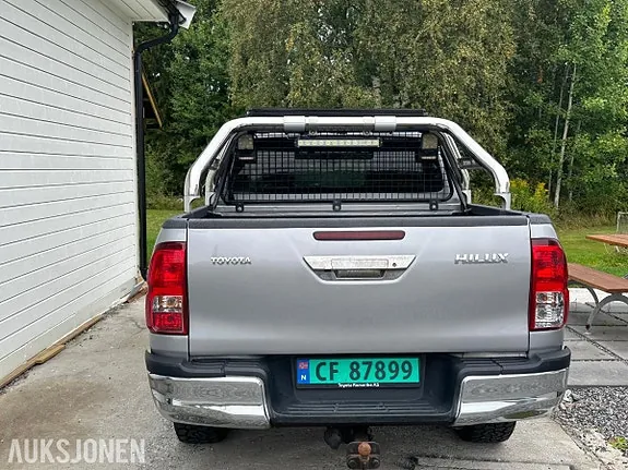 Toyota Hilux 2017 photo 5