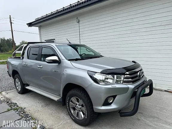 Toyota Hilux 2017 photo 3