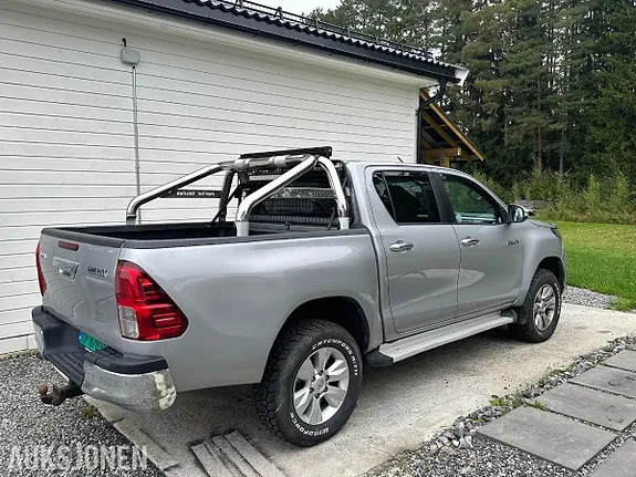 Toyota Hilux 2017 photo 4
