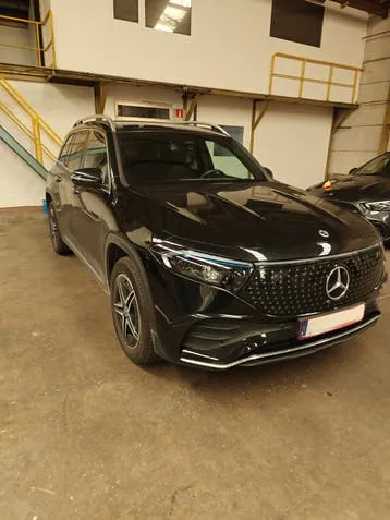 Mercedes-Benz Eqb