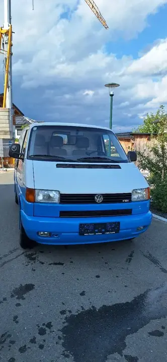 Volkswagen Caravelle