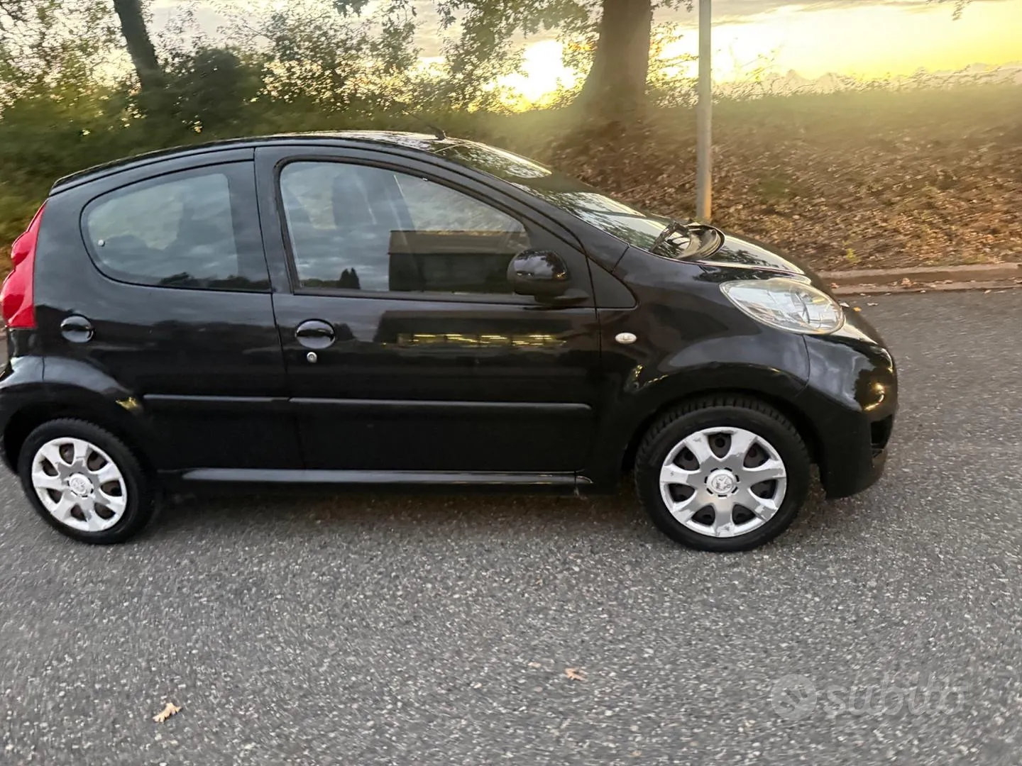 Peugeot 107 2010 photo 5