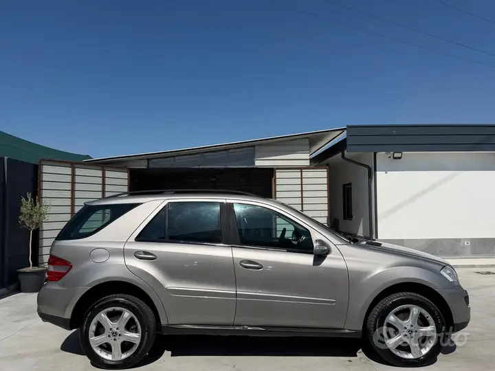 Mercedes-Benz Ml 320 Cdi 2008 photo 4