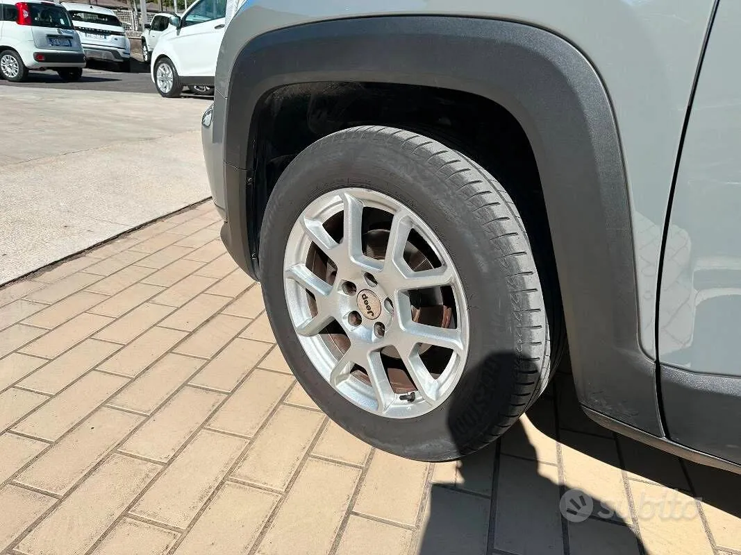 Jeep Renegade 2022 photo 4
