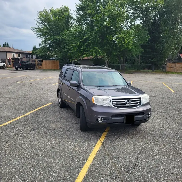 Honda Pilot 2015 photo 2