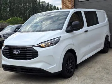 Ford Transit Custom 2025 photo 2