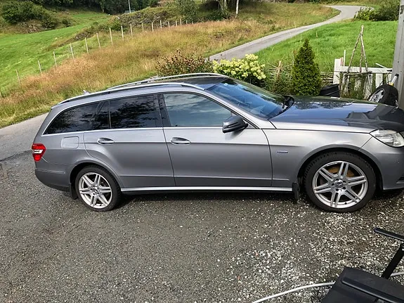 Mercedes-Benz E350 D 2012 photo 4