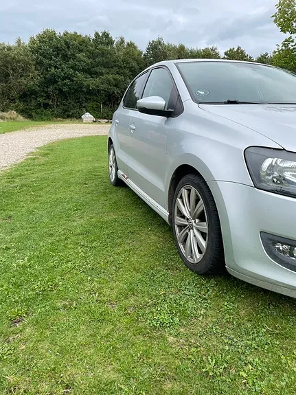 Volkswagen Polo 2010 photo 5