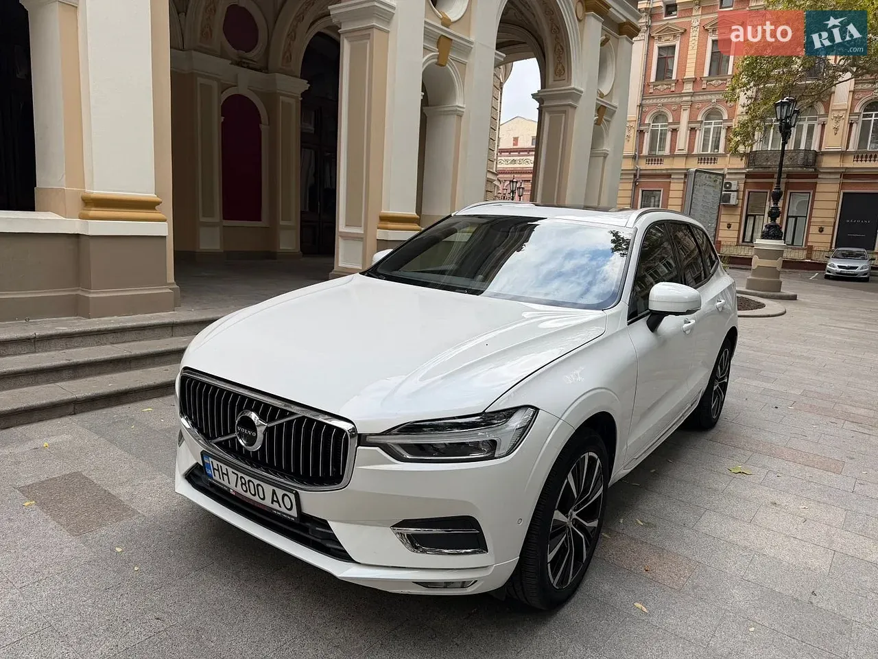 Volvo Xc60 2019 photo 2