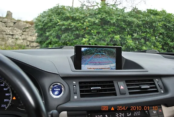 Lexus Ct200H 2014 photo 3