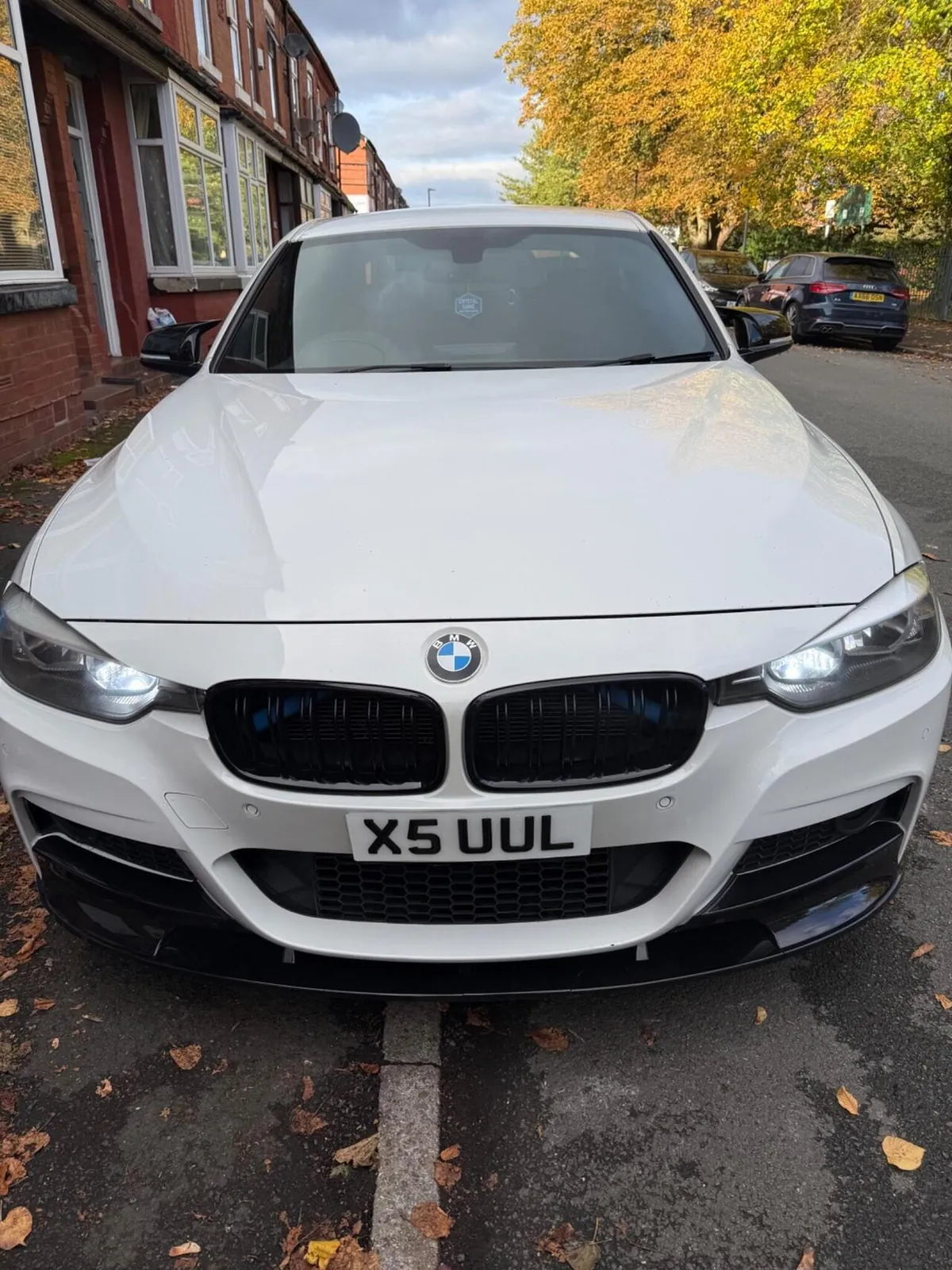 BMW 3 Series 2012 photo 2
