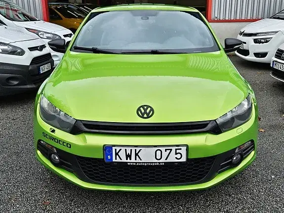 Volkswagen Scirocco 2011 photo 2