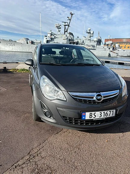 Opel Corsa 2011 photo 2