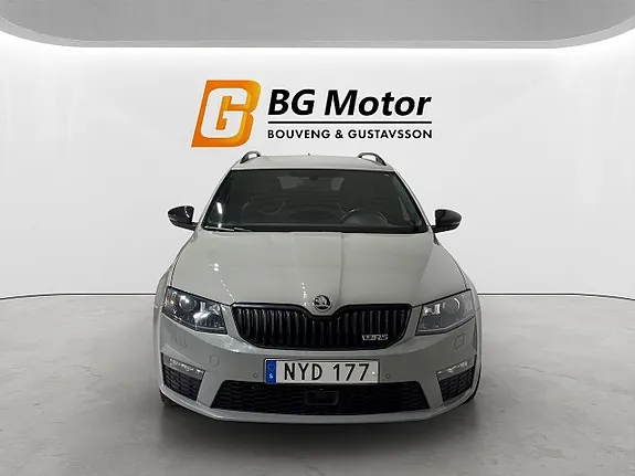 Skoda Octavia 2016 photo 3