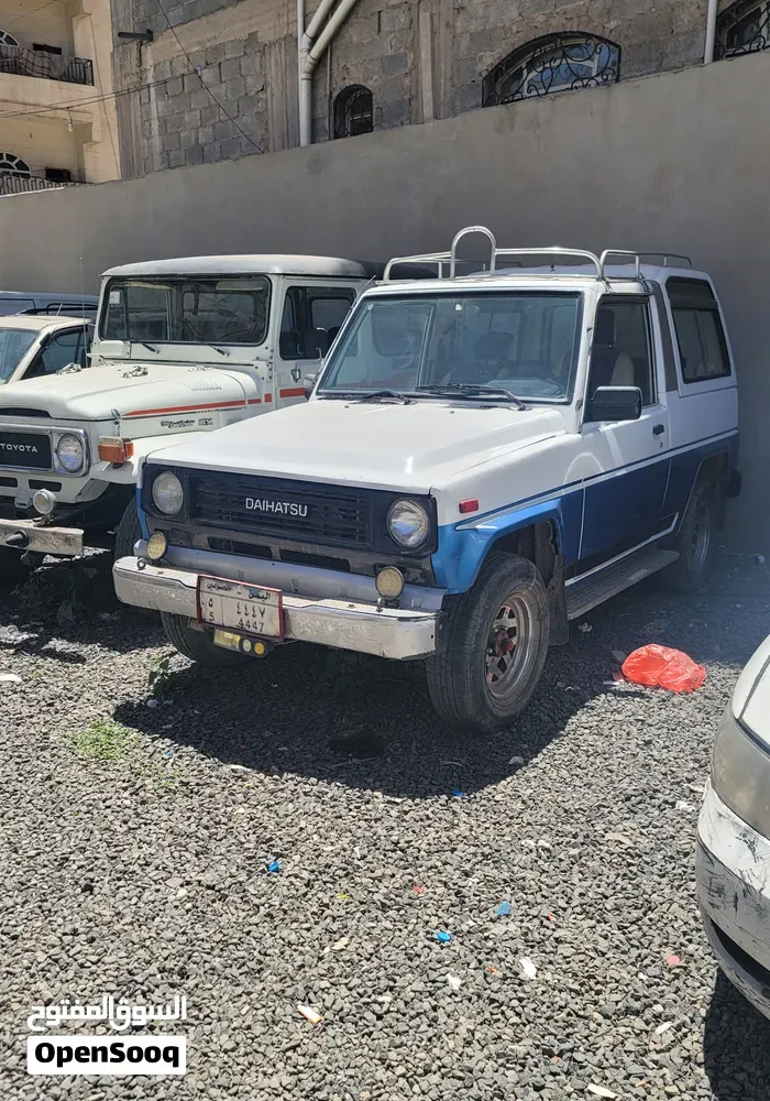 Toyota Land Cruiser 1985 photo 2