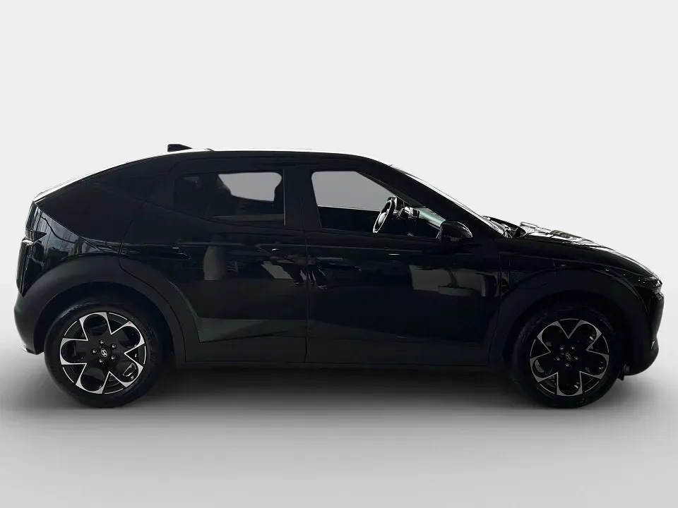 Hyundai Ioniq 3 photo 3