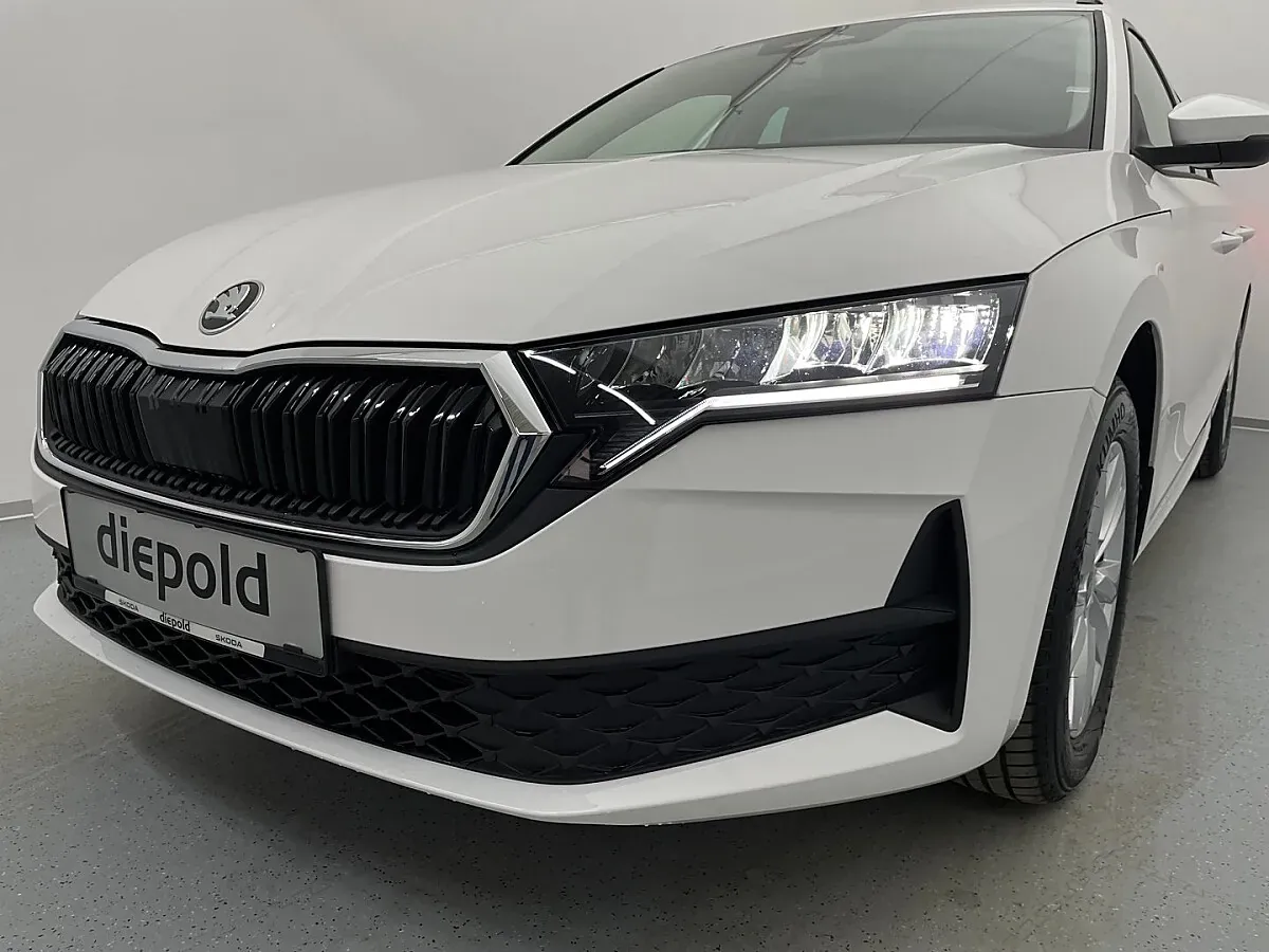 Skoda Octavia 2026 photo 3