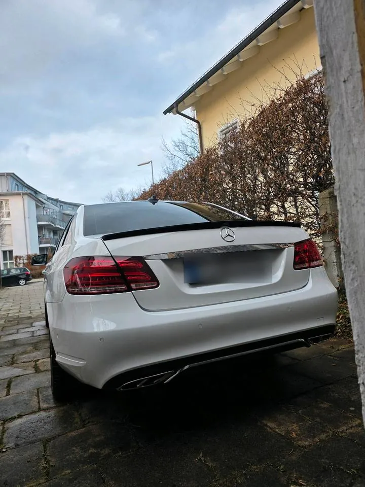 Mercedes-Benz E-Class W212 E200