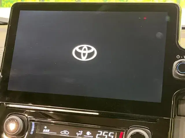 Toyota Sienna 2023 photo 3