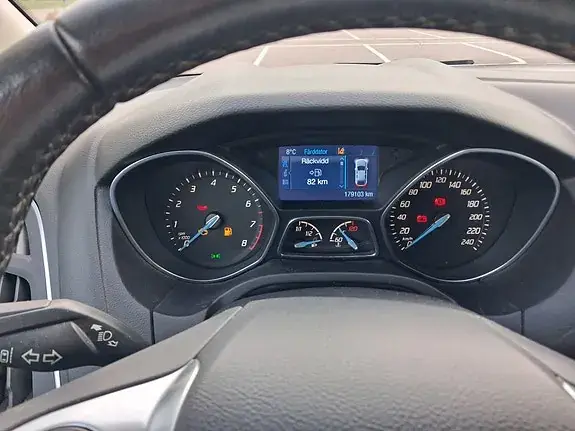 Ford Focus 2014 photo 3